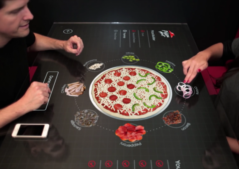 Interaktivni stol: Uredite pizzu prema svojoj želji