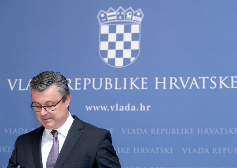 Evo zašto HDZ traži opoziv Oreškovića