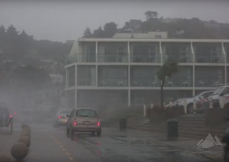 Dramatično na Novom Zelandu, zbog oluje proglašeno izvanredno stanje