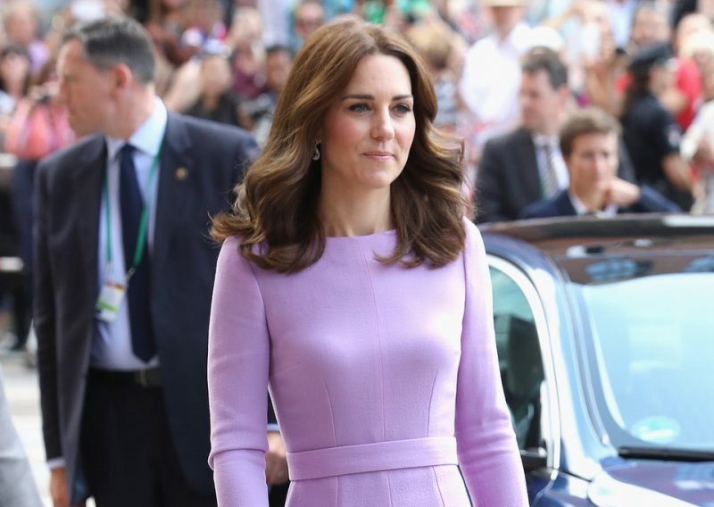 Svi pogledi bili su uprti u elegantnu Kate Middleton