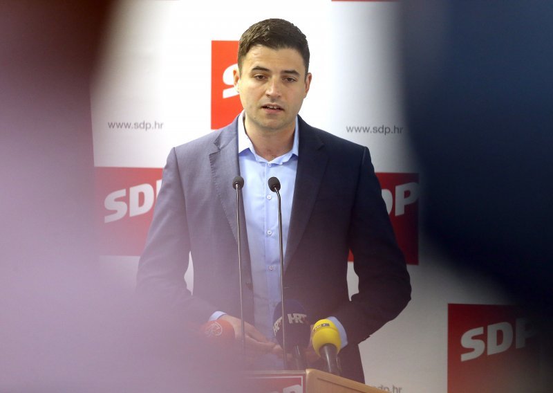 Bernardić najavio novo doba za SDP i 'bolji život za ljude u Hrvatskoj'