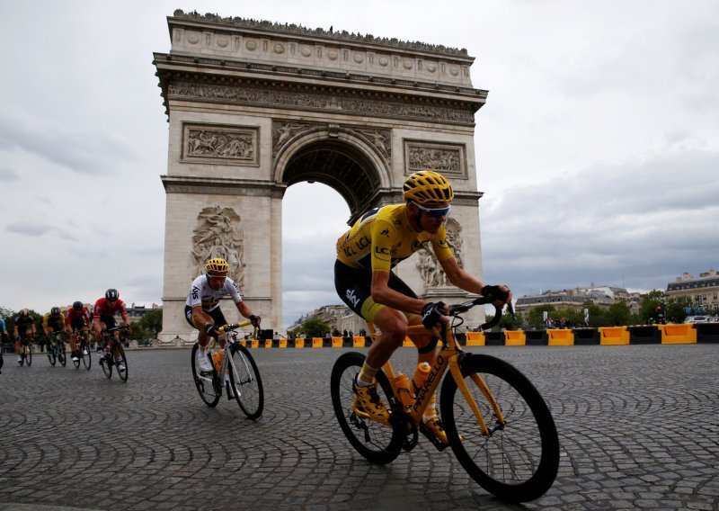 Senzacionalni Froome! Nema niti jednu etapnu pobjedu, ali osvojio je Tour de France