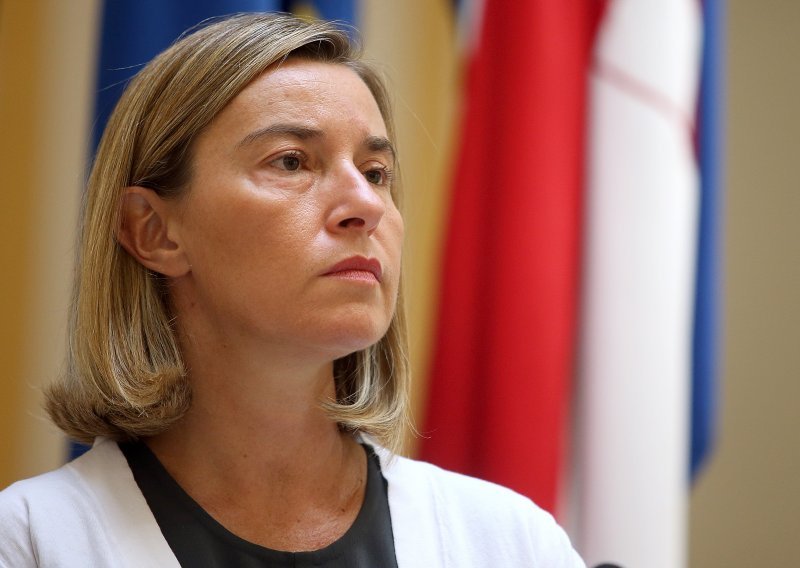 Mogherini nakon Ivanovićevog ubojstva razgovarala s Vučićem i Thacijem