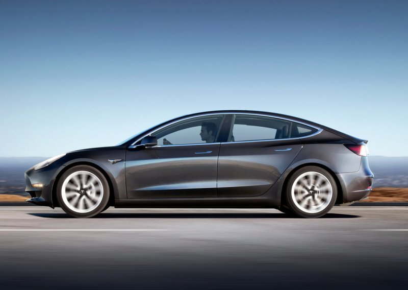 Od planiranih 1.500 primjeraka, Tesla proizveo svega 260 Modela 3