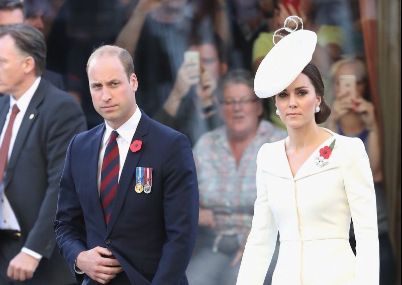 Nepisana kraljevska pravila koja krše princ William i Kate Middleton