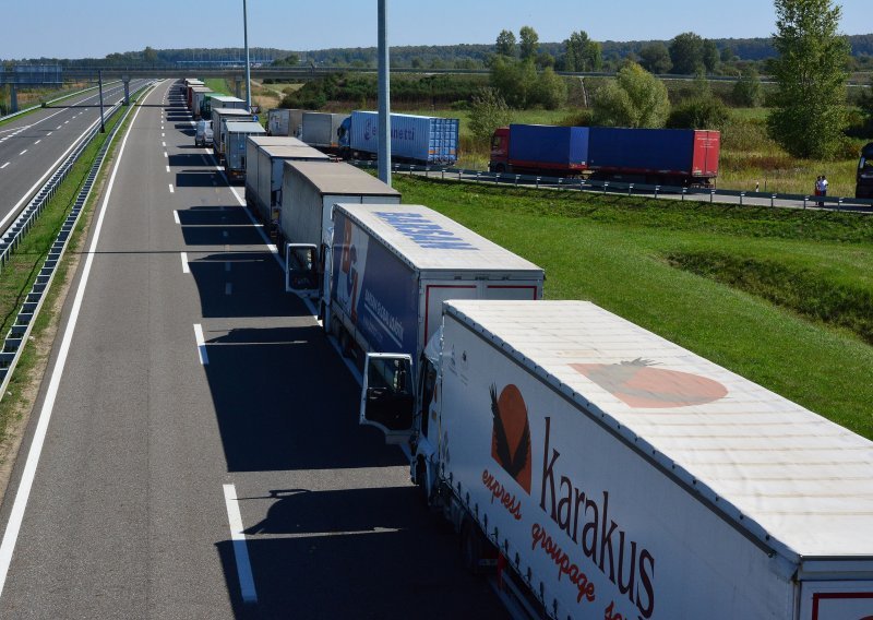 Sprema se kaos na granici: Srbija će blokirati hrvatske kamione?