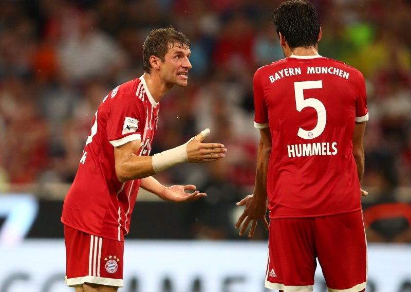 Bayern ispraćen zvižducima nakon teškog poraza