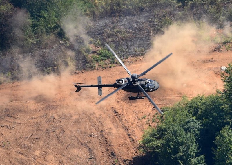 Vojni helikopter srušio se u Meksiku, sedmero poginulo