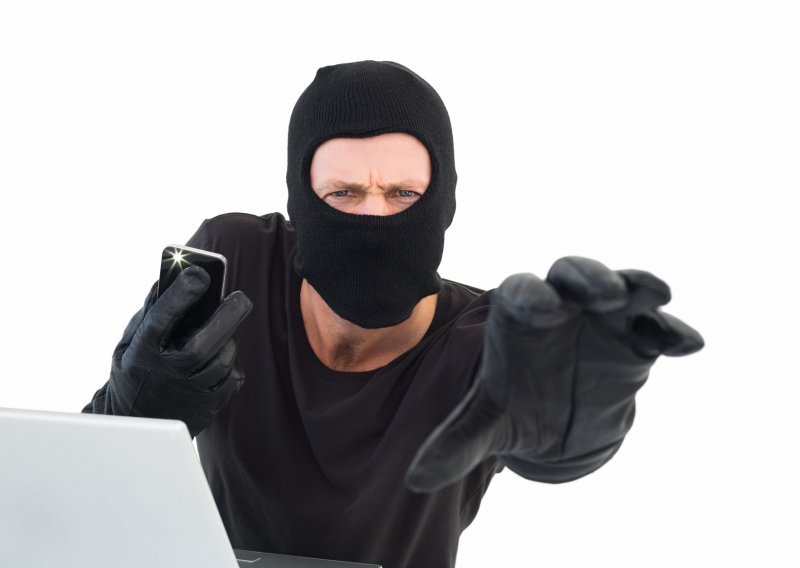 Istražili smo: Treba li nas brinuti nedavni upad hakera u UniCredit?