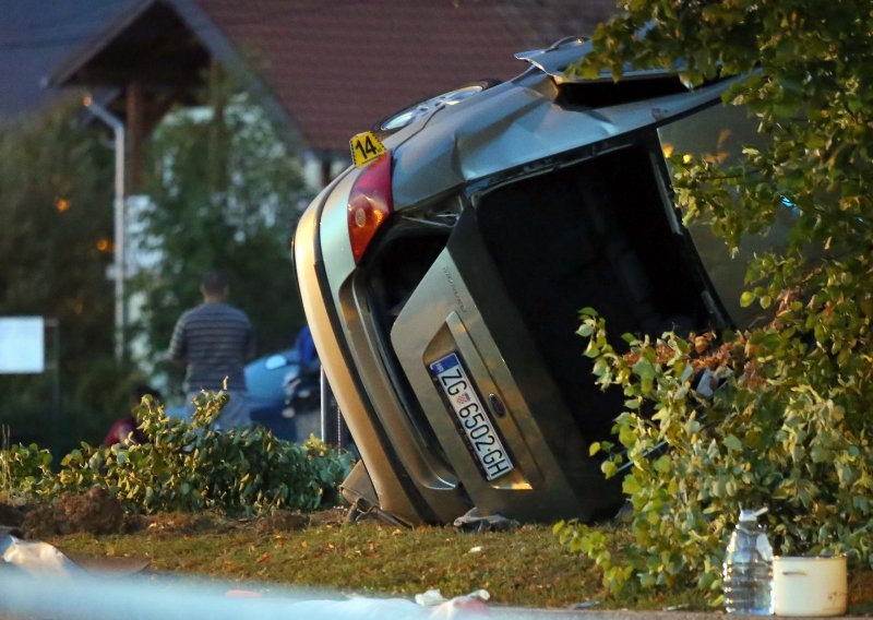 Okrenuo se na autocesti kod Okučana i slupao nekoliko vozila