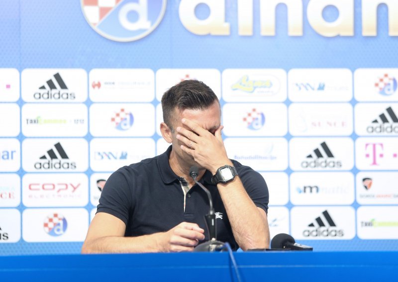 Dinamovog trenera svladale emocije i zaplakao pred novinarima
