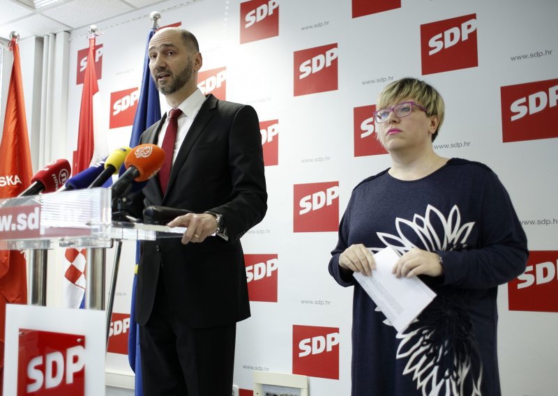 SDP Vladi: Povucite izjavu poslanu u Bruxelles!