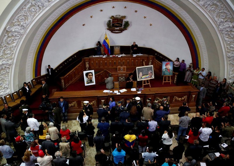 SAD sankcionira osmero venezuelskih dužnosnika, među njima Chavezova brata