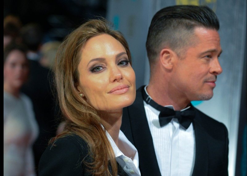 Moguće pomirenje: Angelina Jolie i Brad Pitt razvod su stavili 'na čekanje'