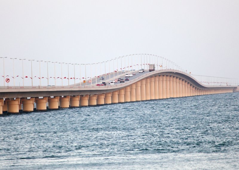 Pelješki most, kad ga jednom izgrade, bit će mala beba za ove grdosije