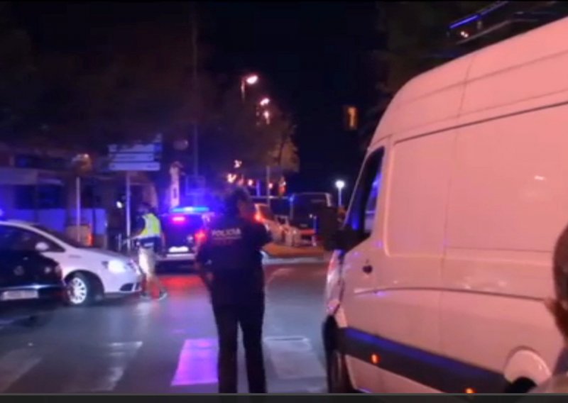 Tijekom noći još jedan napad kombijem u Cambrilsu: Sedam ozlijeđenih, pet terorista ubijeno