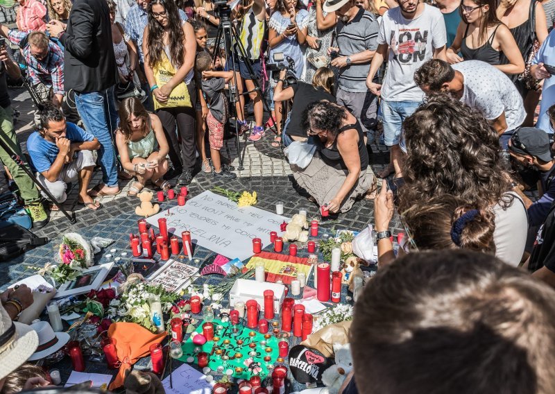 Barcelona obilježava godišnjicu napada na Rambli
