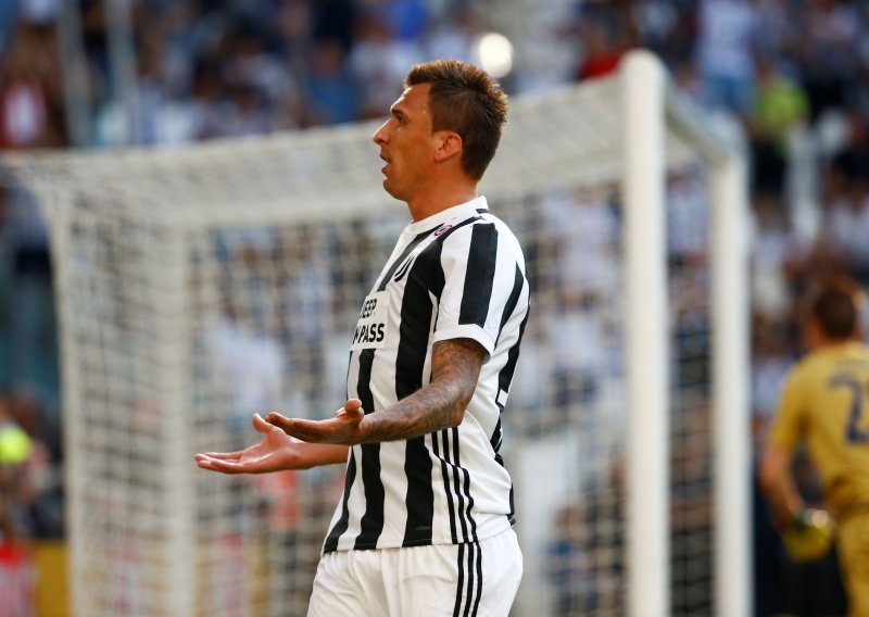 Mandžukić fantastičnim golom spasio Juventus i postao junak večeri