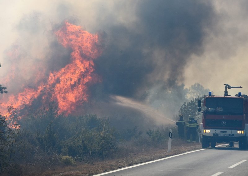 Zbog izazivanja požara uhićene tri osobe na šibenskom području