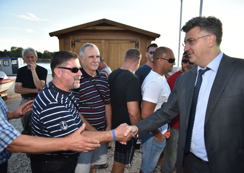 Plenković očekuje nastavak ribarenja u Savudrijskoj vali