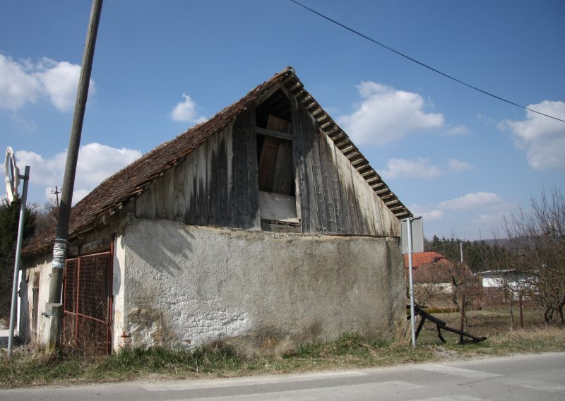 Neobična krađa u selu kod Vojnića