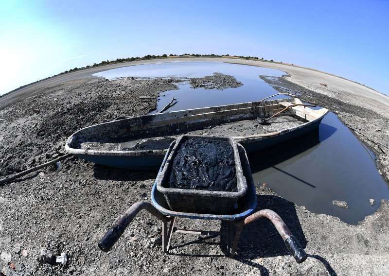 Prizori iz pakla: Presušilo slano jezero Rusanda