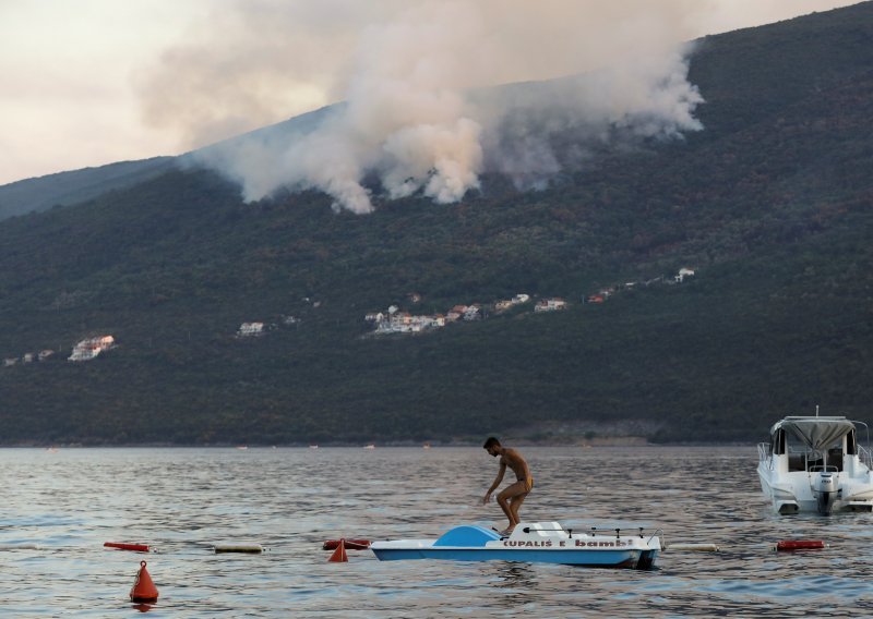 Poljak zalutao u šumu i 'signalnom vatrom' izazvao katastrofalni požar