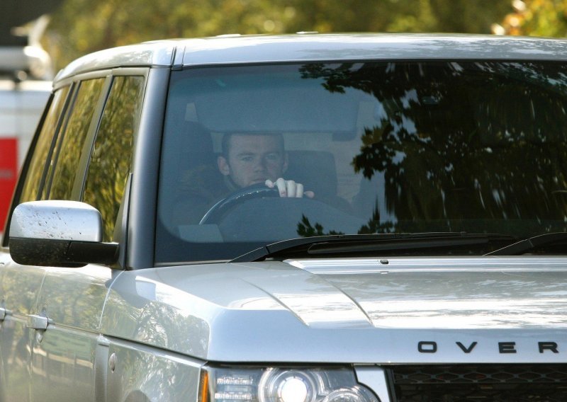 Pijanog Rooneya policija privela na triježnjenje