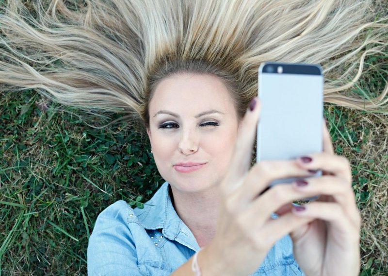 Jeste li spremni uništiti mobitel zbog super selfija?