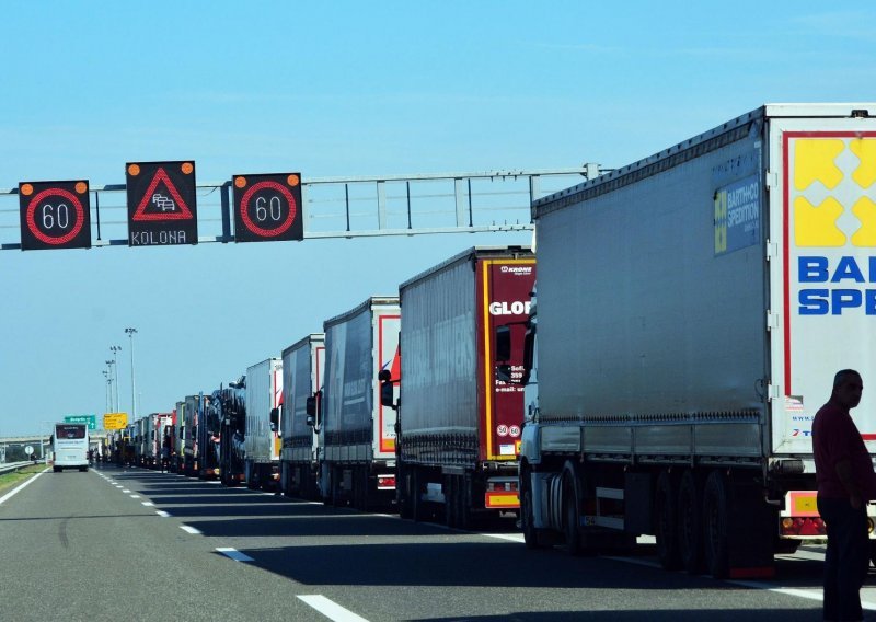 Hoće li prijevoznici moći preko 17 prijelaza koje Slovenija zatvorila za kamione?