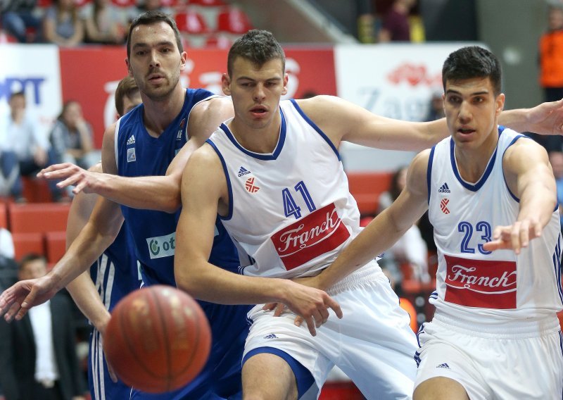 Cibona prošla gostovanje u Sinju