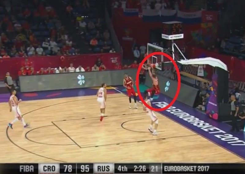 Rusi se poigravali s hrvatskim košarkašima; pogledajte naj potez susreta