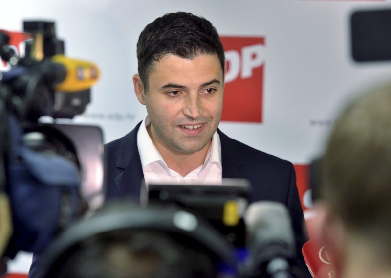 Bernardić popustio pod pritiskom, SDP-ovi lokalni izbori do kraja godine