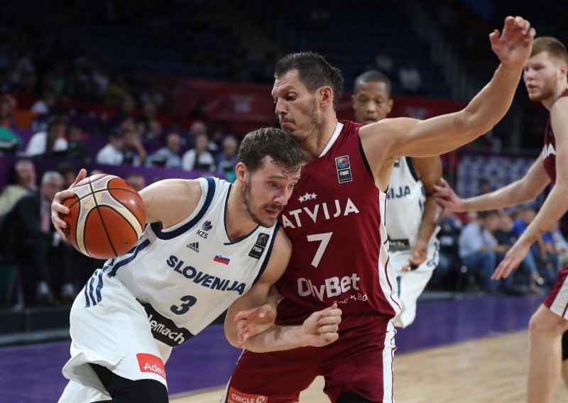 Euforija kod susjeda; Slovenija sjajnom igrom u polufinale Eurobasketa