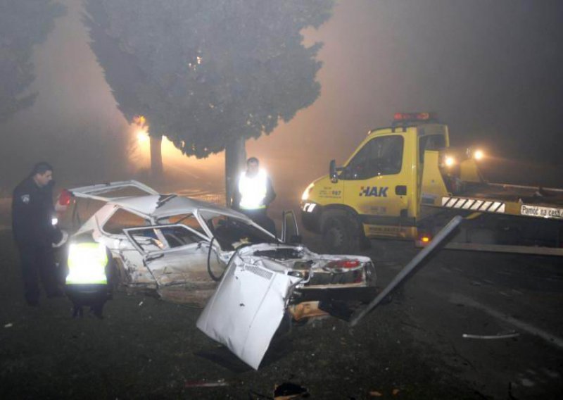 Dvoje poginulih u teškoj nesreći u Istri