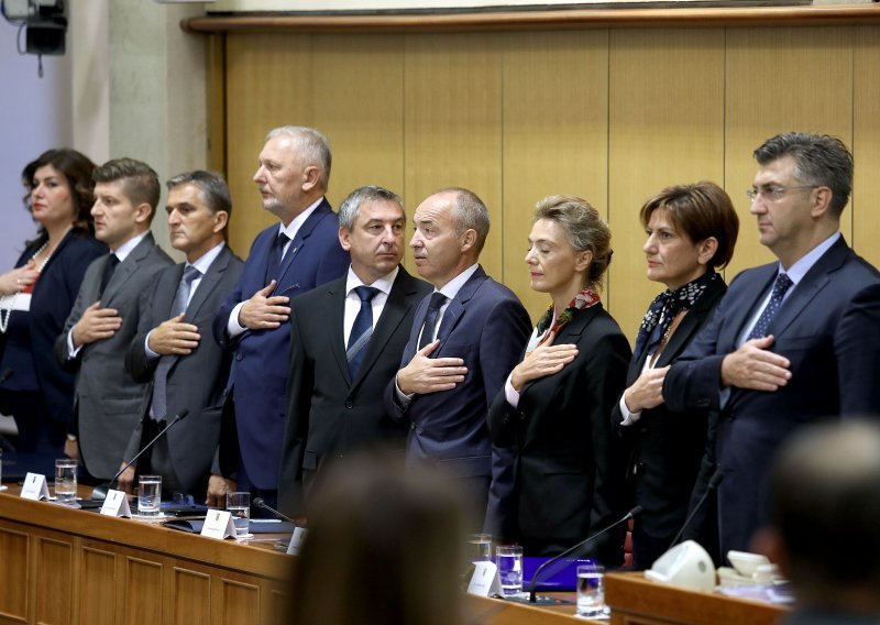 Kriza Agrokora obilježila prvu godinu Plenkovićeve vlade