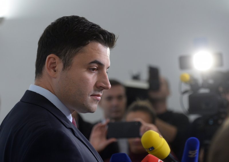 Bernardić: Zašto Vlada već pet mjeseci skriva podatke o Agrokoru