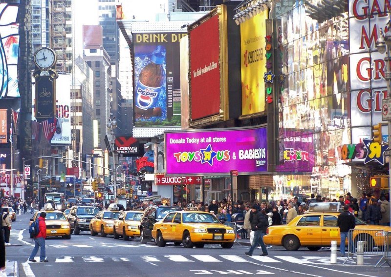 Novogodišnji doček na Times Squareu u znaku medijskih sloboda