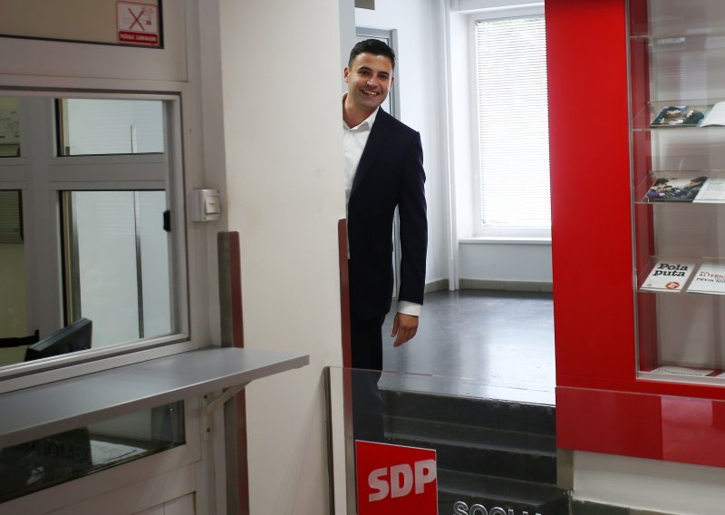 Obezglavljena komisija SDP-a danas odlučuje o žalbi suspendiranih pučista