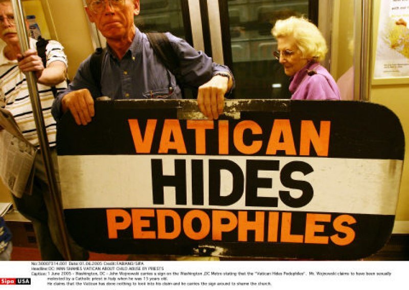 Pedofiliji u Crkvi treba pristupiti globalno