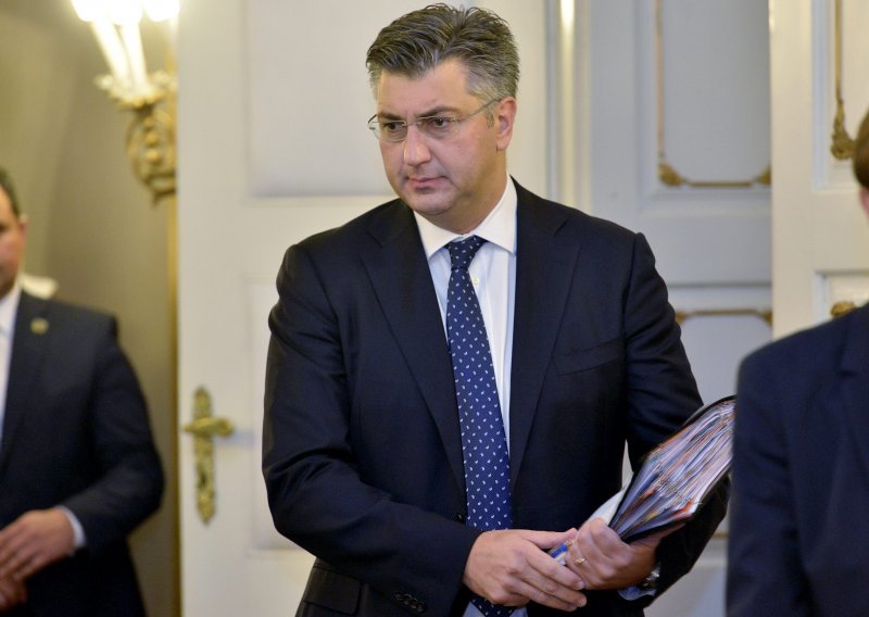 Plenković saborskim zastupnicima podnosi godišnje izvješće o radu Vlade