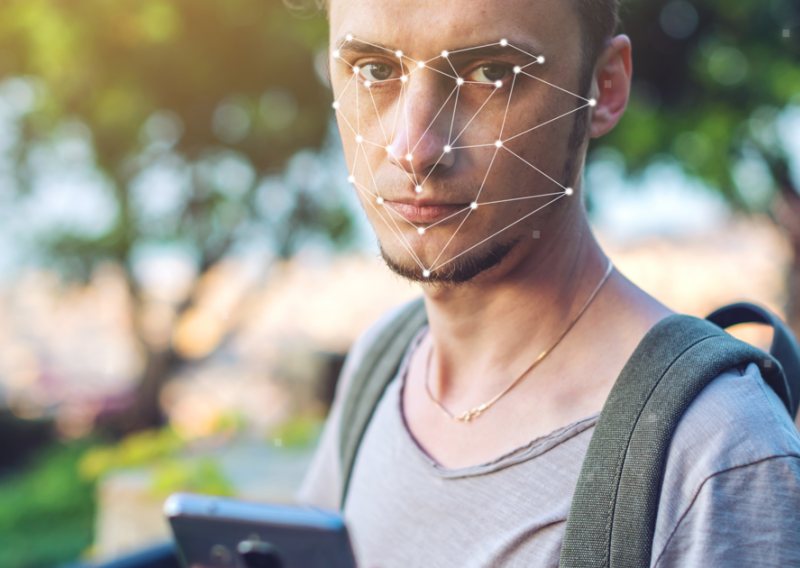 Selfie, otisak prsta i robot Pepper već su tu, uskoro ćete samo išetati iz trgovine