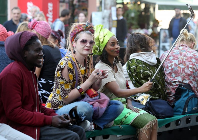 Zagrepčani uživali u rasplesanom karnevalu 'Afrika u mom srcu'