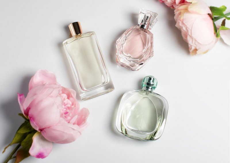 Kako parfemi i umjetni mirisi uništavaju vaše zdravlje