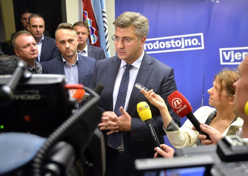 Plenković: Loše je kada kod bilo kakvog izjašnjavanja dođe do fizičke prisile