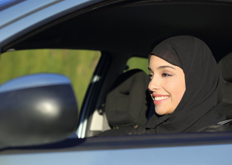 Ovaj je selfie izazvao neviđen bijes u Saudijskoj Arabiji, pogledajte zašto