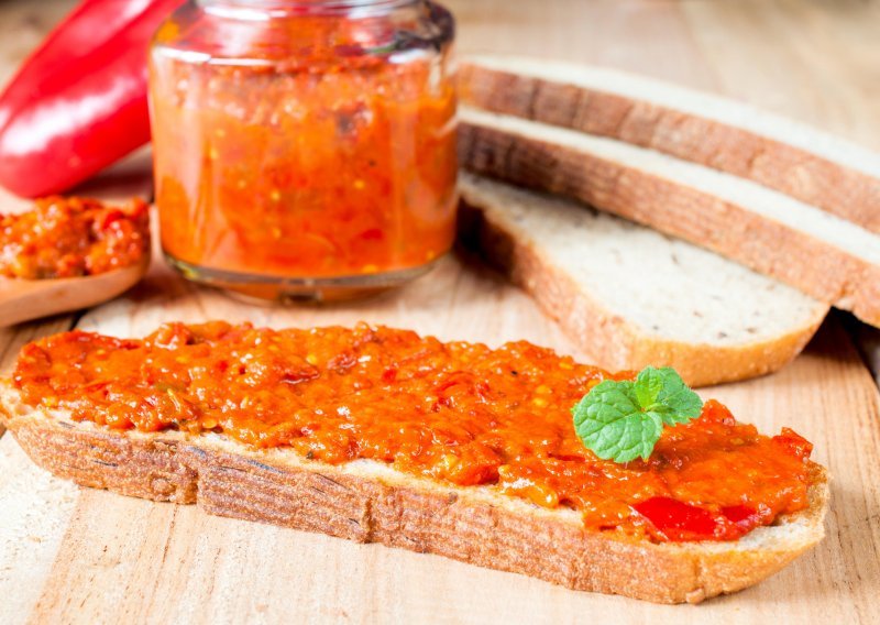 Ajvar - izvor trajnih neslaganja na Balkanu