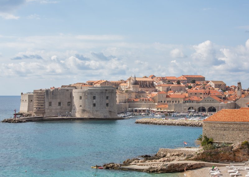 Grad Dubrovnik traži kuharicu kave