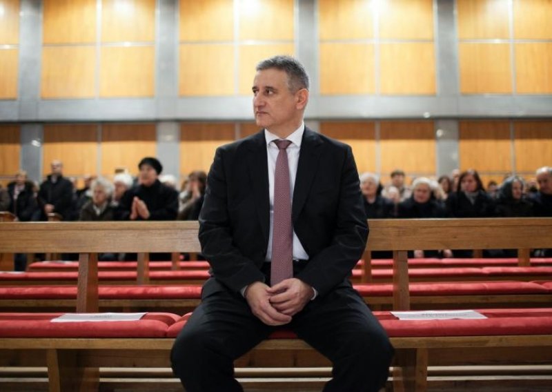 Karamarko u Kanadi objasnio da želi odmak od svakog totalitarizma