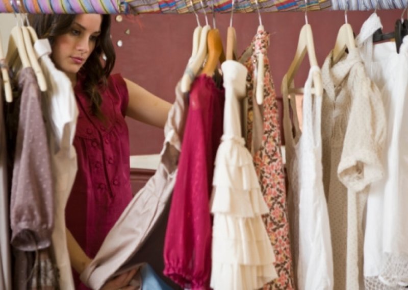 Polovica žena užasava se kupovine odjeće